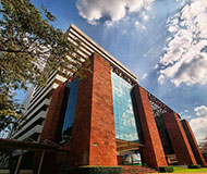 泰国斯巴顿大学