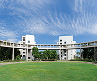 泰国西那瓦大学