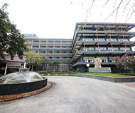 泰国瓦拉亚隆功皇家大学