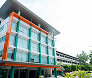 泰国瓦拉亚隆功皇家大学
