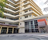 泰国诗纳卡宁威洛大学