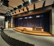 新加坡国立大学