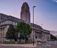 英国利兹大学